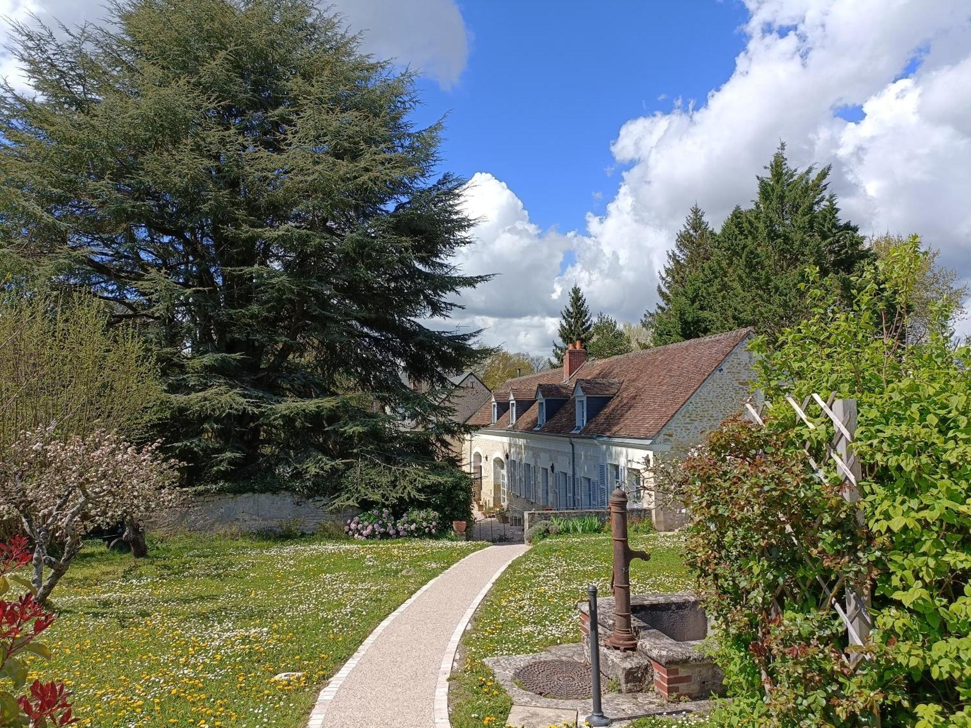 Bed and Breakfast Bella Simonetta Francueil Exterior foto